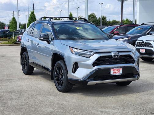 2025 Toyota RAV4 Hybrid SE