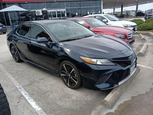 Galactic Aqua Mica 2019 Toyota Camry XSE