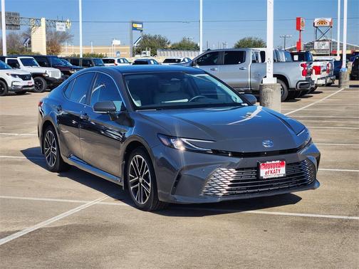 2025 Toyota Camry XLE