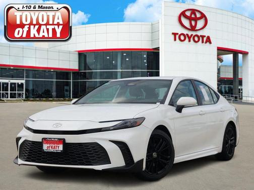 Ice 2025 Toyota Camry SE