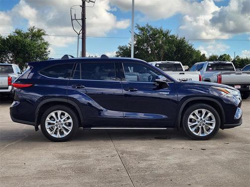2021 Toyota Highlander Hybrid Limited