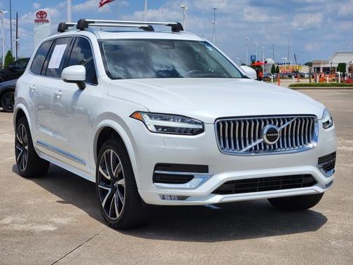 2023 Volvo XC90 B6 Ultimate 7-Seater