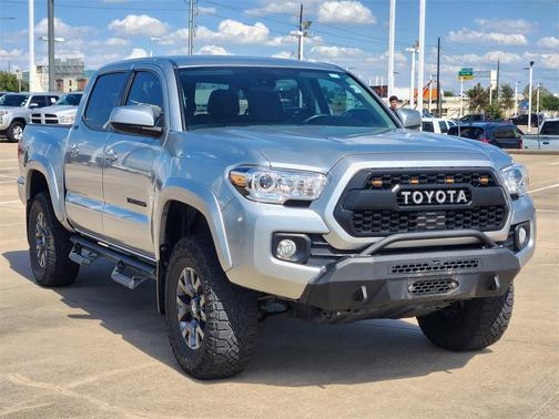 2023 Toyota Tacoma SR5
