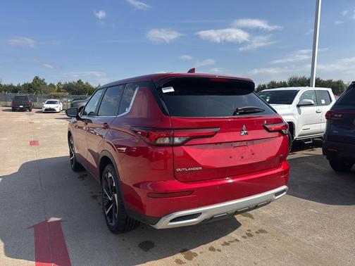 2024 Mitsubishi Outlander SE 2.5 2WD