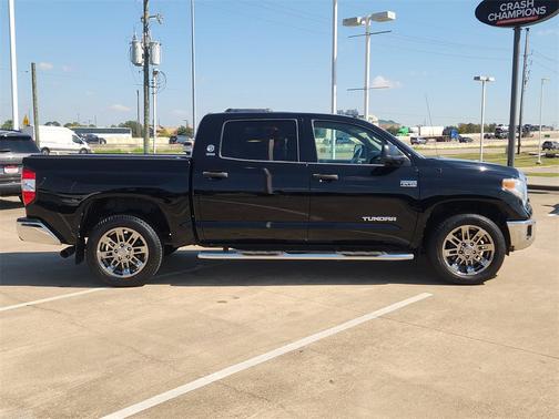 2016 Toyota Tundra SR5
