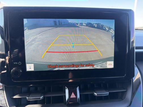 2024 Toyota Corolla Cross XLE