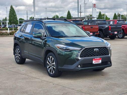 2024 Toyota Corolla Cross XLE