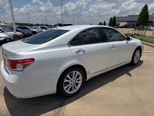 Starfire Pearl 2011 Lexus ES 350 Base