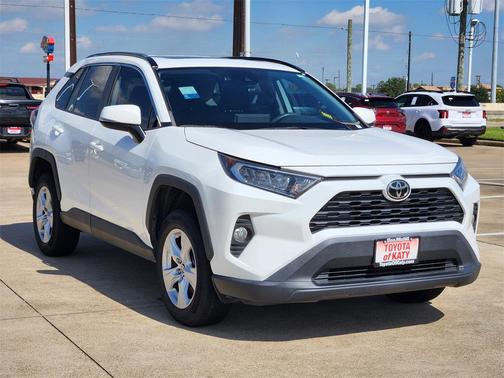 2021 Toyota RAV4 XLE
