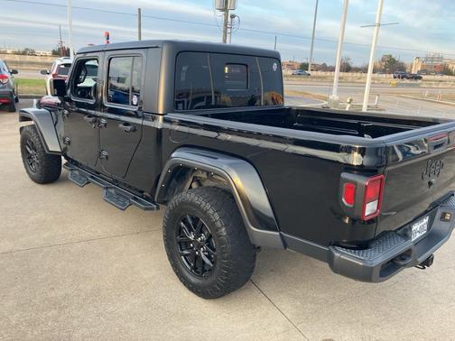 2022 Jeep Gladiator Altitude 4x4