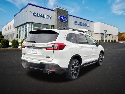 Crystal White Pearl 2026 Subaru Ascent Touring
