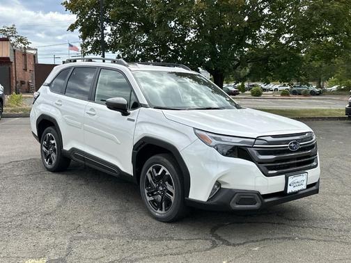 2025 Subaru Forester Hybrid Limited