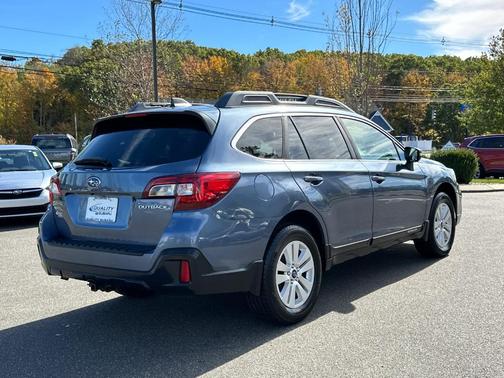 2018 Subaru Outback 2.5i Premium