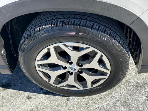 2022 Subaru Forester Premium