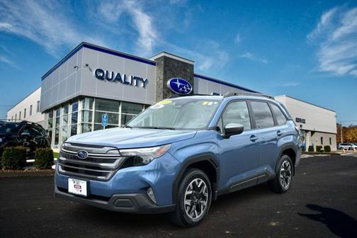 2025 Subaru Forester Premium