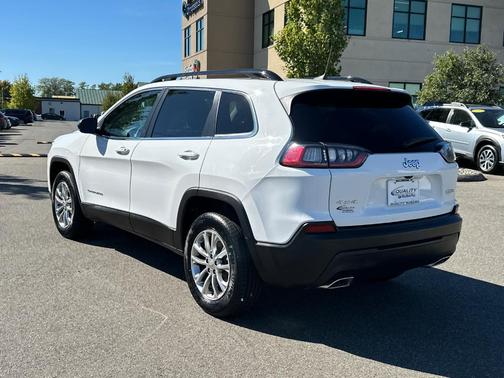 2022 Jeep Cherokee Latitude Lux