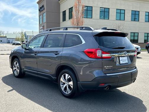2022 Subaru Ascent Premium 8-Passenger