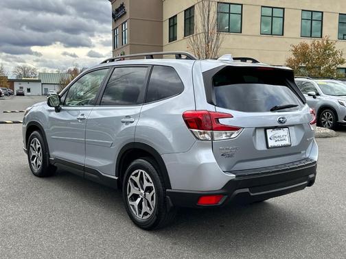 2023 Subaru Forester 2.5i Premium