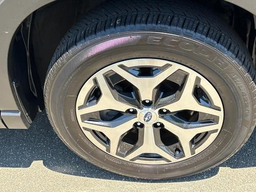 Magnetite Gray Metallic 2023 Subaru Forester Premium