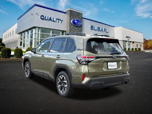 Autumn Green 2026 Subaru Forester Premium