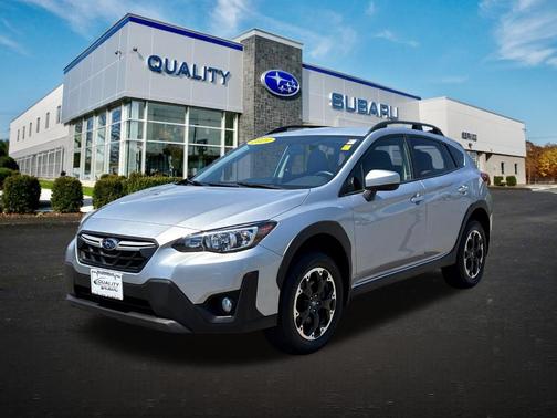Ice Silver Metallic 2021 Subaru Crosstrek Premium