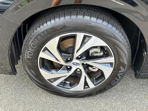 2025 Subaru Legacy Premium
