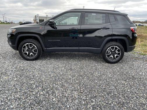 2026 Jeep Compass Trailhawk