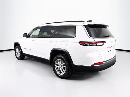 Bright White Clearcoat 2024 Jeep Grand Cherokee L Laredo