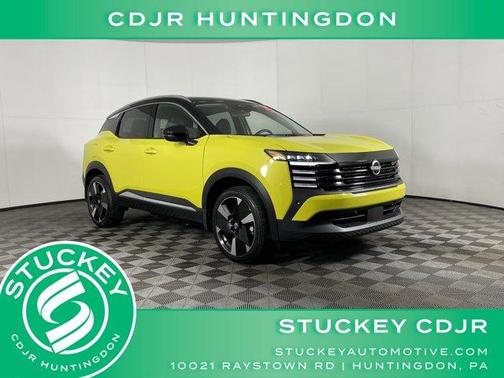 2025 Nissan Kicks SR