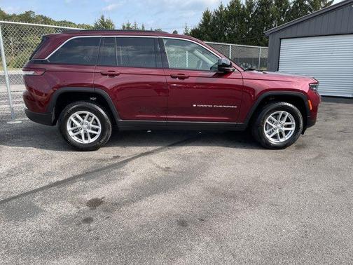 2025 Jeep Grand Cherokee Laredo X