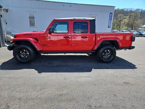 2025 Jeep Gladiator Sport
