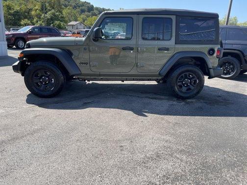 2025 Jeep Wrangler Sport