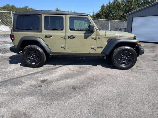 2025 Jeep Wrangler Sport