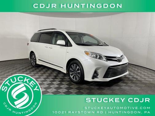 2018 Toyota Sienna XLE Premium