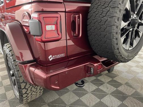 2021 Jeep Wrangler Unlimited Sahara Altitude