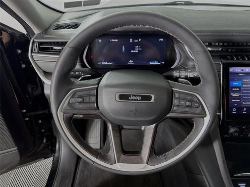 Diamond Black 2023 Jeep Grand Cherokee Limited