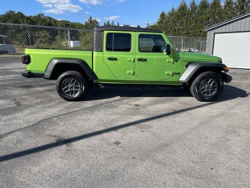 2025 Jeep Gladiator Sport