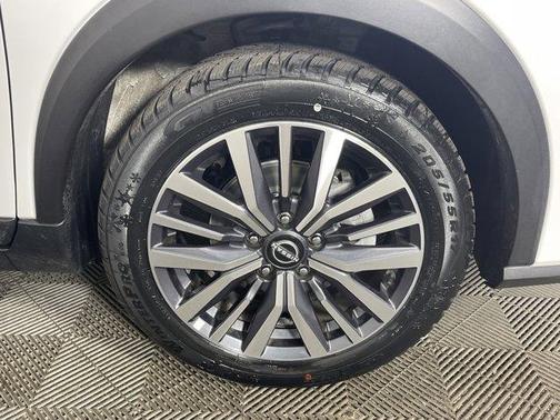 2022 Nissan Kicks SV