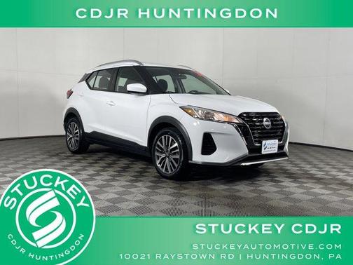 2022 Nissan Kicks SV