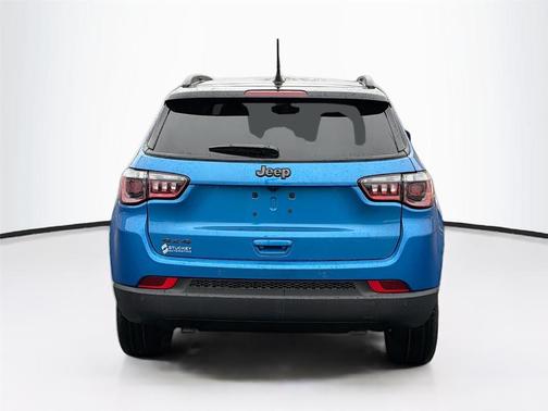 Hydro Blue Pearlcoat 2026 Jeep Compass Limited Altitude