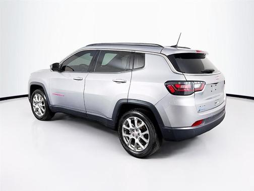 Gray 2024 Jeep Compass Latitude Lux
