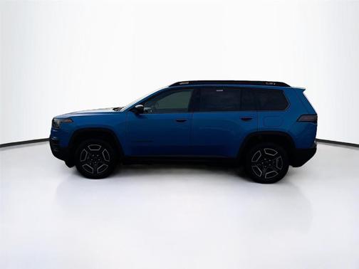 Hydro Blue Pearlcoat 2026 Jeep Cherokee LAREDO/LIMITED