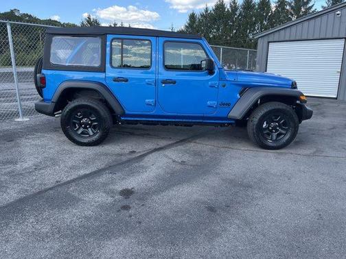 2025 Jeep Wrangler Sport