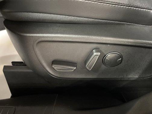 2022 Ford Escape PHEV SEL