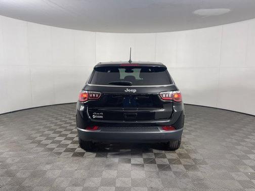 2023 Jeep Compass Sport