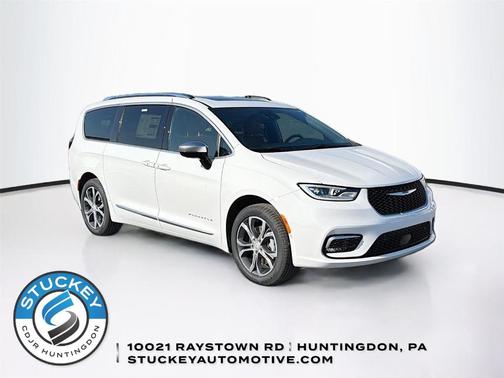 Bright White Clearcoat 2026 Chrysler Pacifica Pinnacle