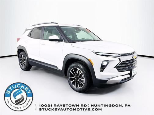 Summit White 2025 Chevrolet Trailblazer LT