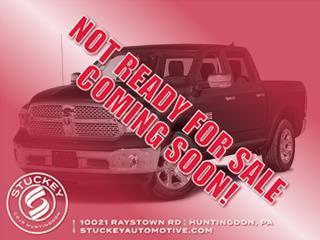 Brilliant Black Crystal Pearlcoat 2016 RAM 1500 Laramie