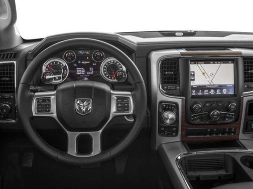 Brilliant Black Crystal Pearlcoat 2016 RAM 1500 Laramie