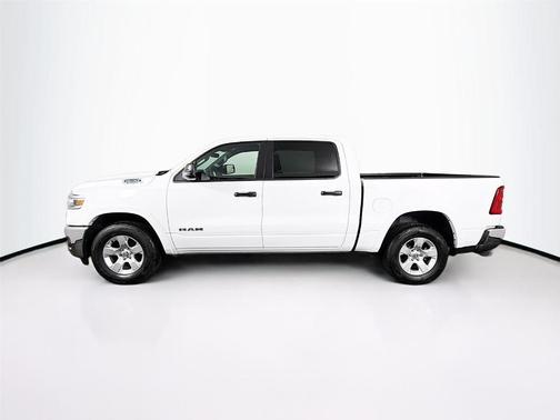 Bright White Clearcoat 2025 RAM 1500 Big Horn